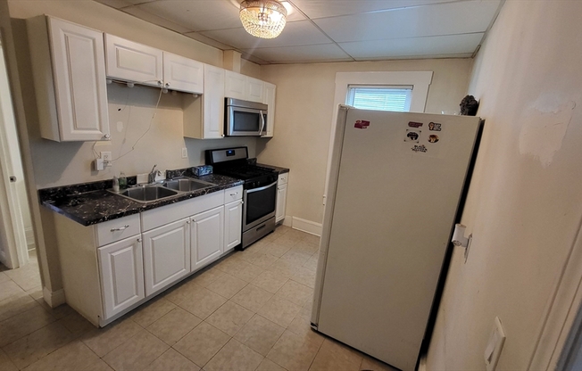 1 bed, 1 bath, $1,600, Unit 1