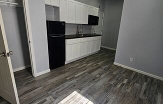 427-429 W. Queen Lane