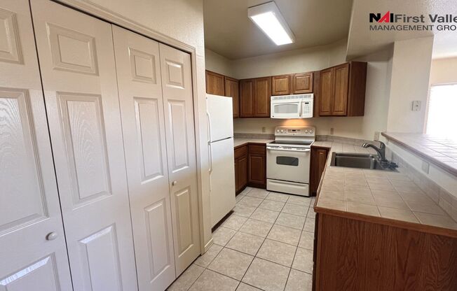 1 bed, 1 bath, $1,200