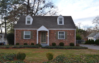 Updated 4 bedroom 2 bathroom home near Henrico Doctors Hospital. Available in August.