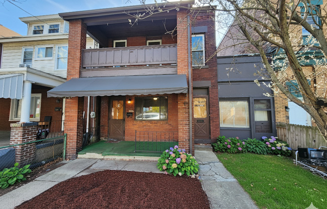 Sweet Single Story Swissvale Living!