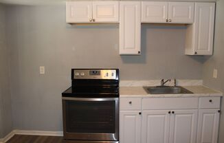 2 beds, 1 bath, $1,395