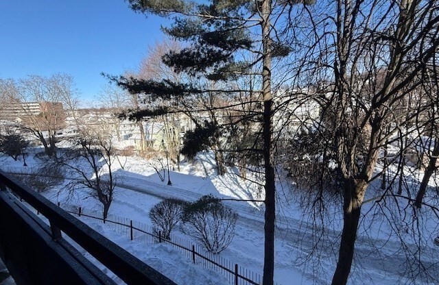 2 beds, 2 baths, 1,055 sqft, $3,000, Unit E442