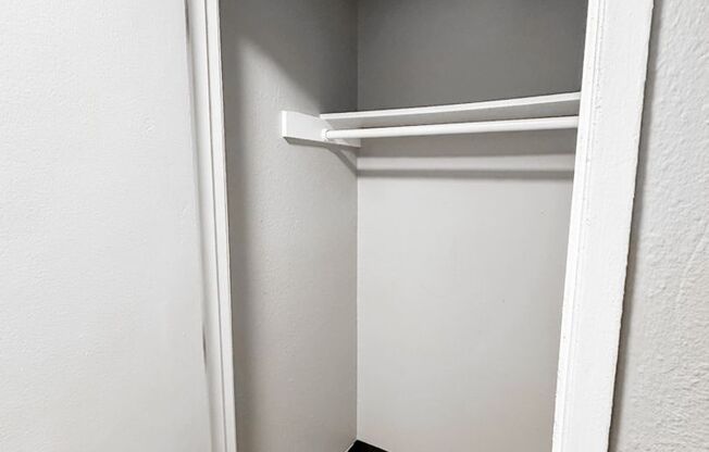East 9Th Apartments