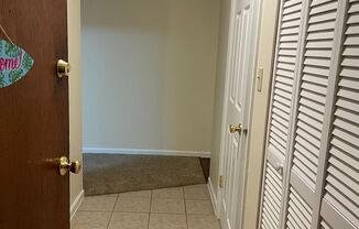 2 beds, 1 bath, $900, Unit 222-108