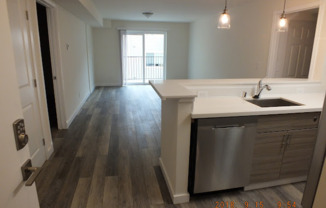 12544 15 AVE NE