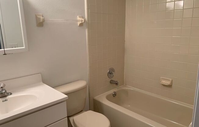 2 beds, 2 baths, $1,750