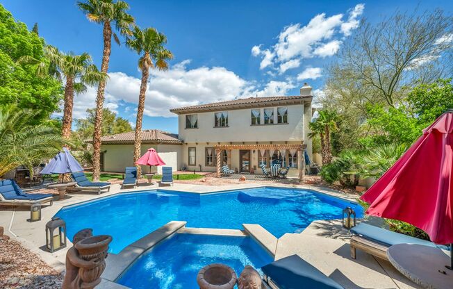 Fully Furnished Estate – Where Privacy Meets Luxury