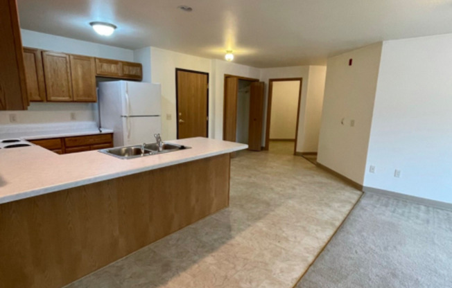 3 beds, 2 baths, 1,200 sqft, $1,325, Unit TE218X-244