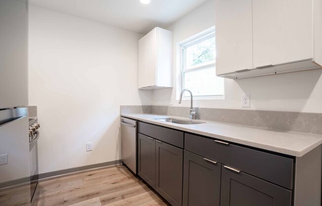 1 bed, 1 bath, 700 sqft, $1,795, Unit 3