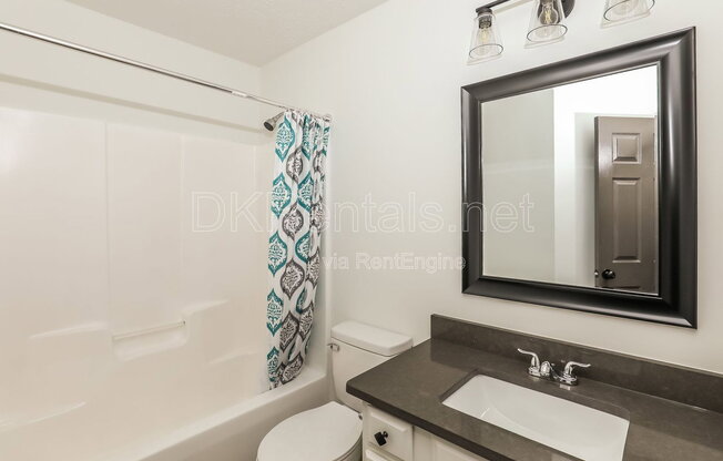 3 beds, 2.5 baths, 1,408 sqft, $1,750, Unit 3005