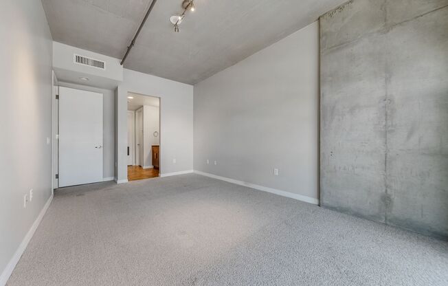 2 beds, 2.5 baths, $3,300, Unit UNIT 123