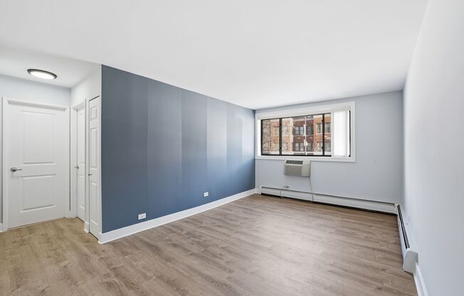 1 bed, 1 bath, 525 sqft, $1,825, Unit 232