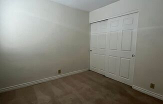 2 beds, 1 bath, $1,195, Unit # 96