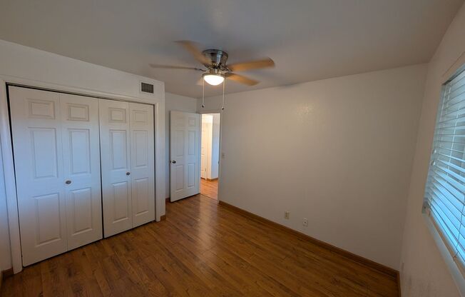 3 beds, 2 baths, $2,000, Unit # 71