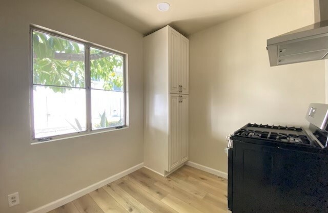 1 bed, 1 bath, 600 sqft, $1,995, Unit 2