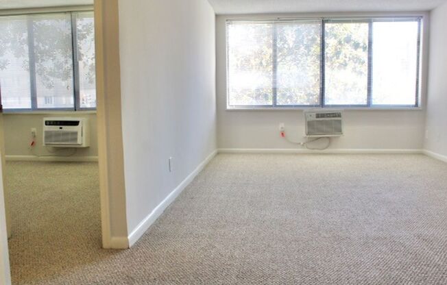 1 bed, 1 bath, 695 sqft, $2,150, Unit 0515