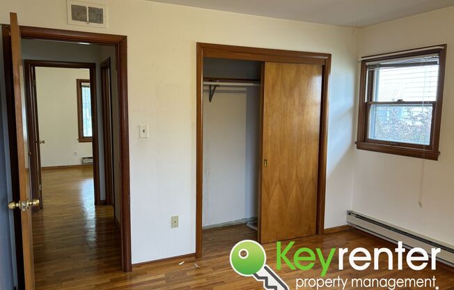 3 beds, 1 bath, $2,250