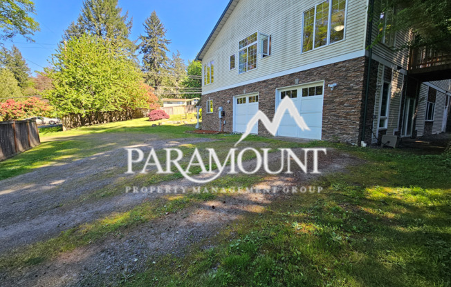 Spacious 4,600+sqft 5 Bedroom in Bremerton!
