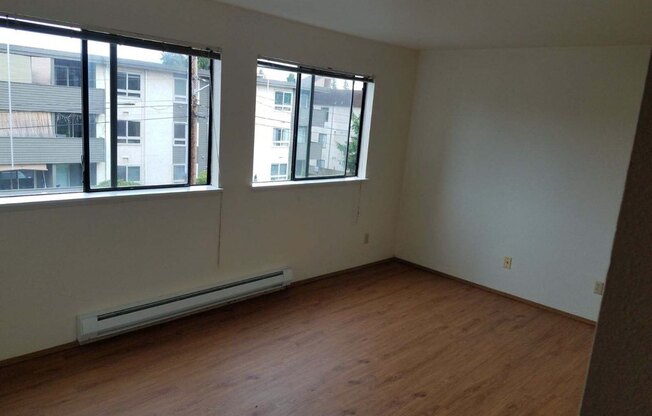 1 bed, 1 bath, 609 sqft, $1,425, Unit 302