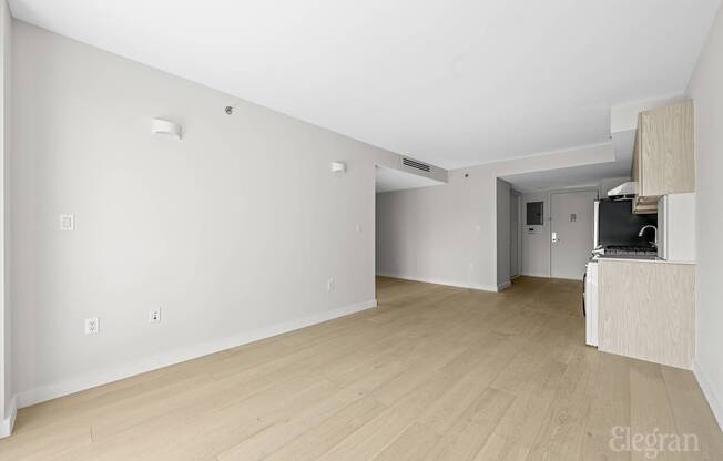 136 80 41 AVE