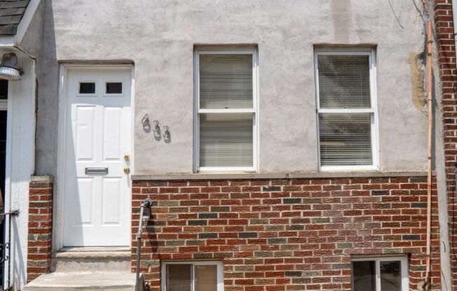 633 Dudley St