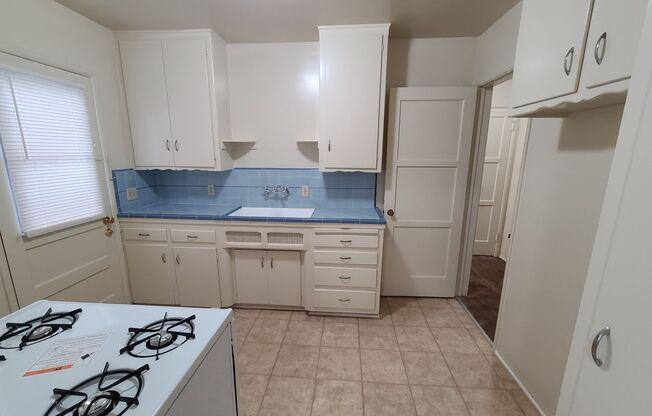 1 bed, 1 bath, 650 sqft, $1,650, Unit 2