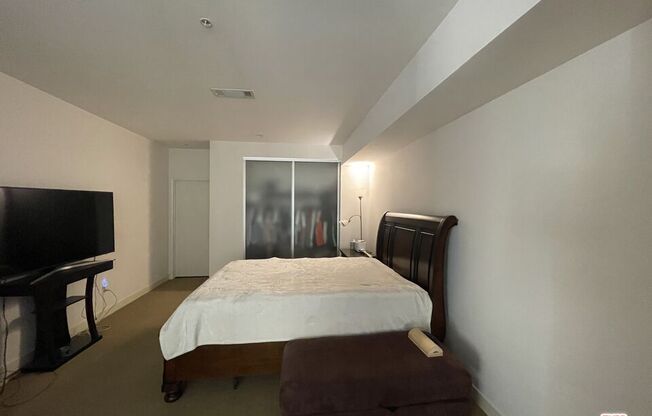 1 bed, 2 baths, 1,130 sqft, $2,800, Unit 235