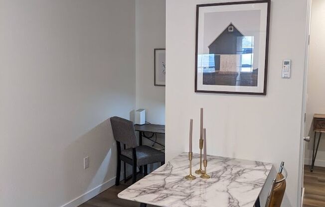 1 bed, 1 bath, 724 sqft, $1,650, Unit 5621 #101 Silverstone