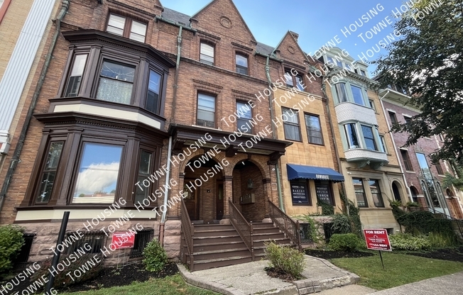487 DELAWARE AVE