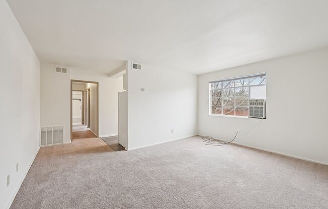 2 beds, 1 bath, 610 sqft, $850, Unit 195-03