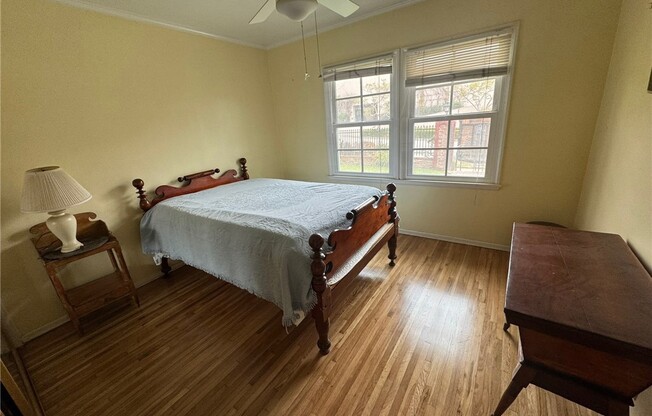 813 MUSKINGUM AVE