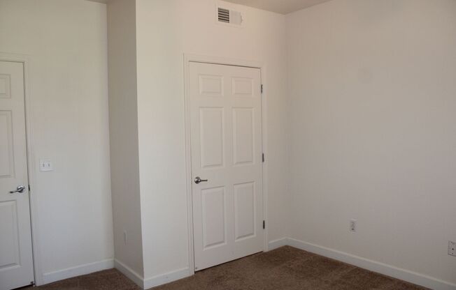 2 beds, 2 baths, $1,845, Unit # 2423