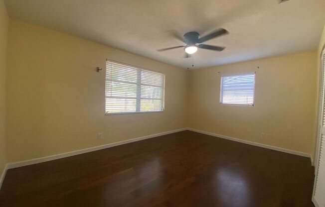 2 beds, 1 bath, $1,700