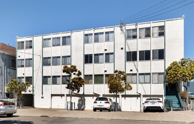 16p006 - 1435 3rd Ave