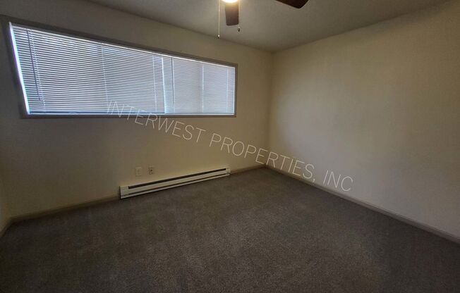 2 beds, 1.5 baths, 852 sqft, $1,450, Unit 003