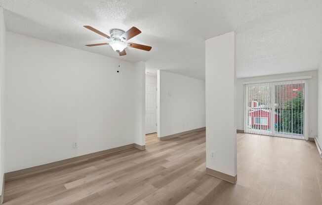 1 bed, 1 bath, 596 sqft, $1,550, Unit 84