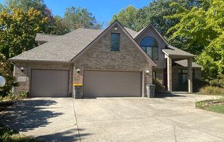 5 beds, 4.5 baths, $3,400