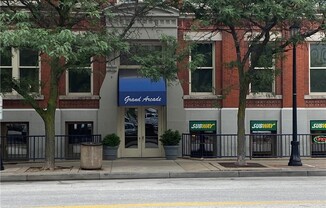 408 W Saint Clair Ave