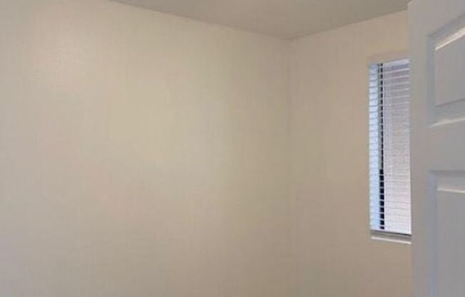 2 beds, 2 baths, $2,695, Unit 1