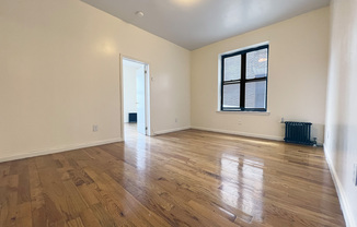 1 bed, 1 bath, $2,650, Unit 52