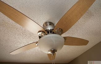 1371 E Lexington Ave