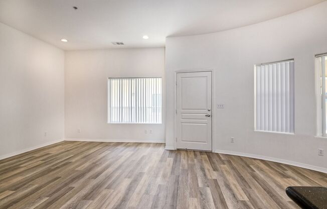 2 beds, 2 baths, 1,034 sqft, $2,995, Unit 505