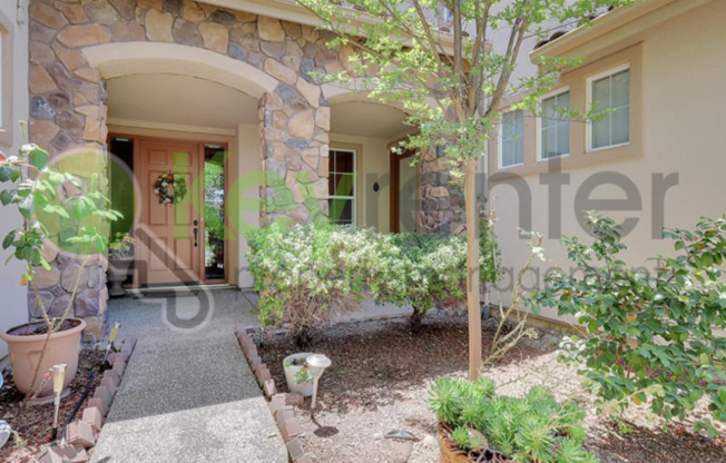 208 OTTER GLN CT