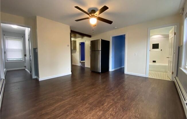 4 beds, 1 bath, 1,700 sqft, $2,895, Unit Unit 2