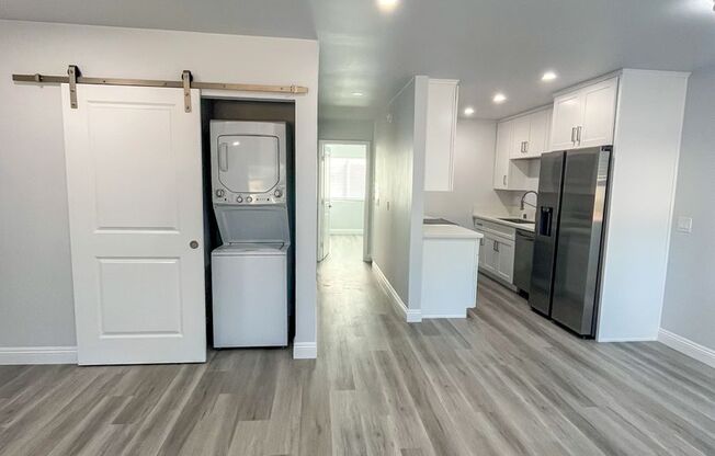2 beds, 1 bath, 796 sqft, $2,350, Unit A-52