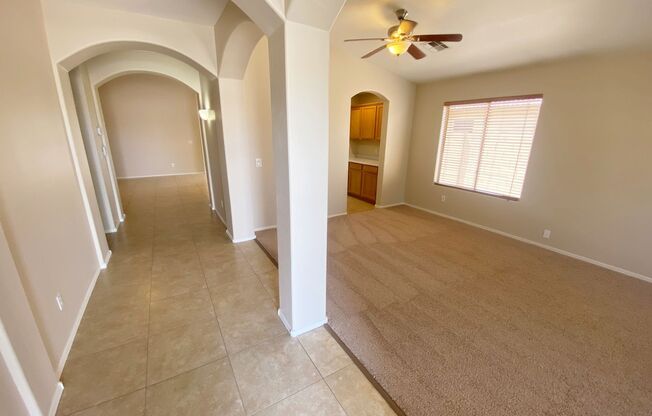 3 Bedroom 2 Bathroom - Windmill Ranch Beauty