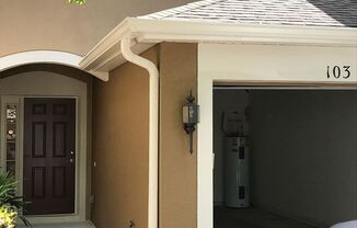 Beautiful 2 bed 2 bath Townhome in Gated Community