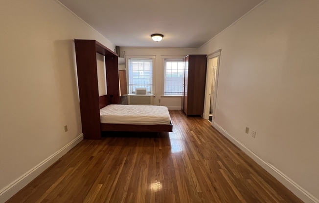 Studio, 1 bath, 400 sqft, $2,195, Unit 2