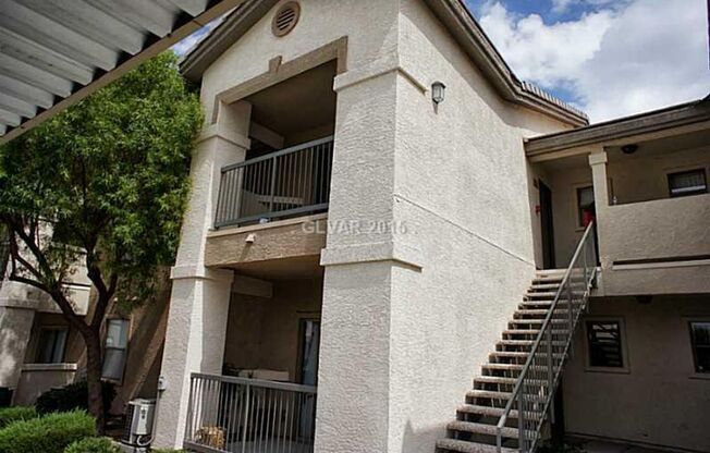 Cozy 1 Bedroom Condo in SW